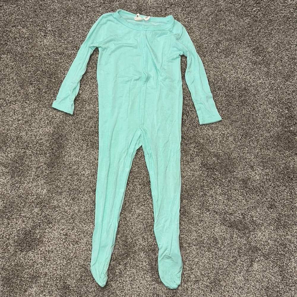Button down footies. NWOT